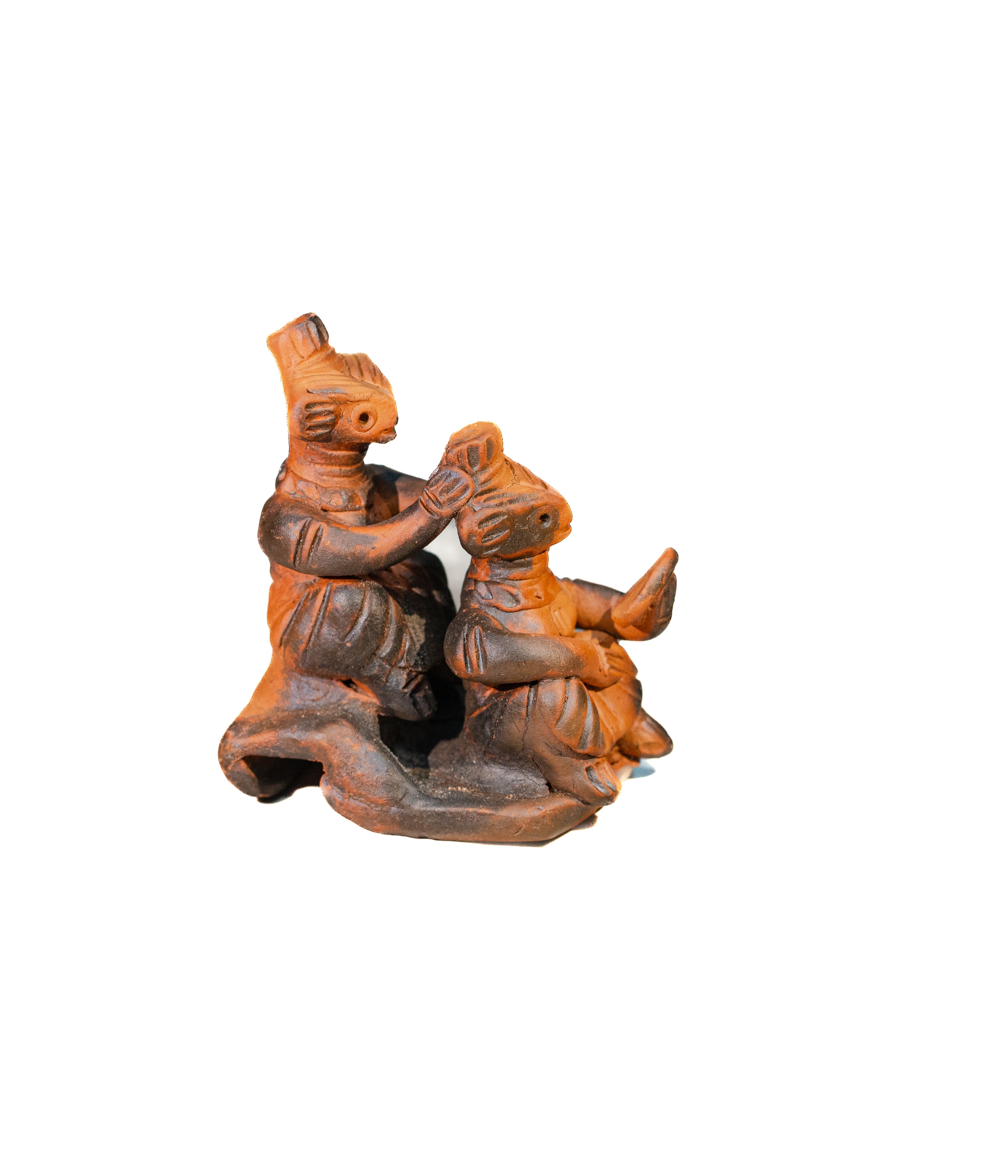 Handmade Terracotta Tepa Putul – Seated Couple Figurine