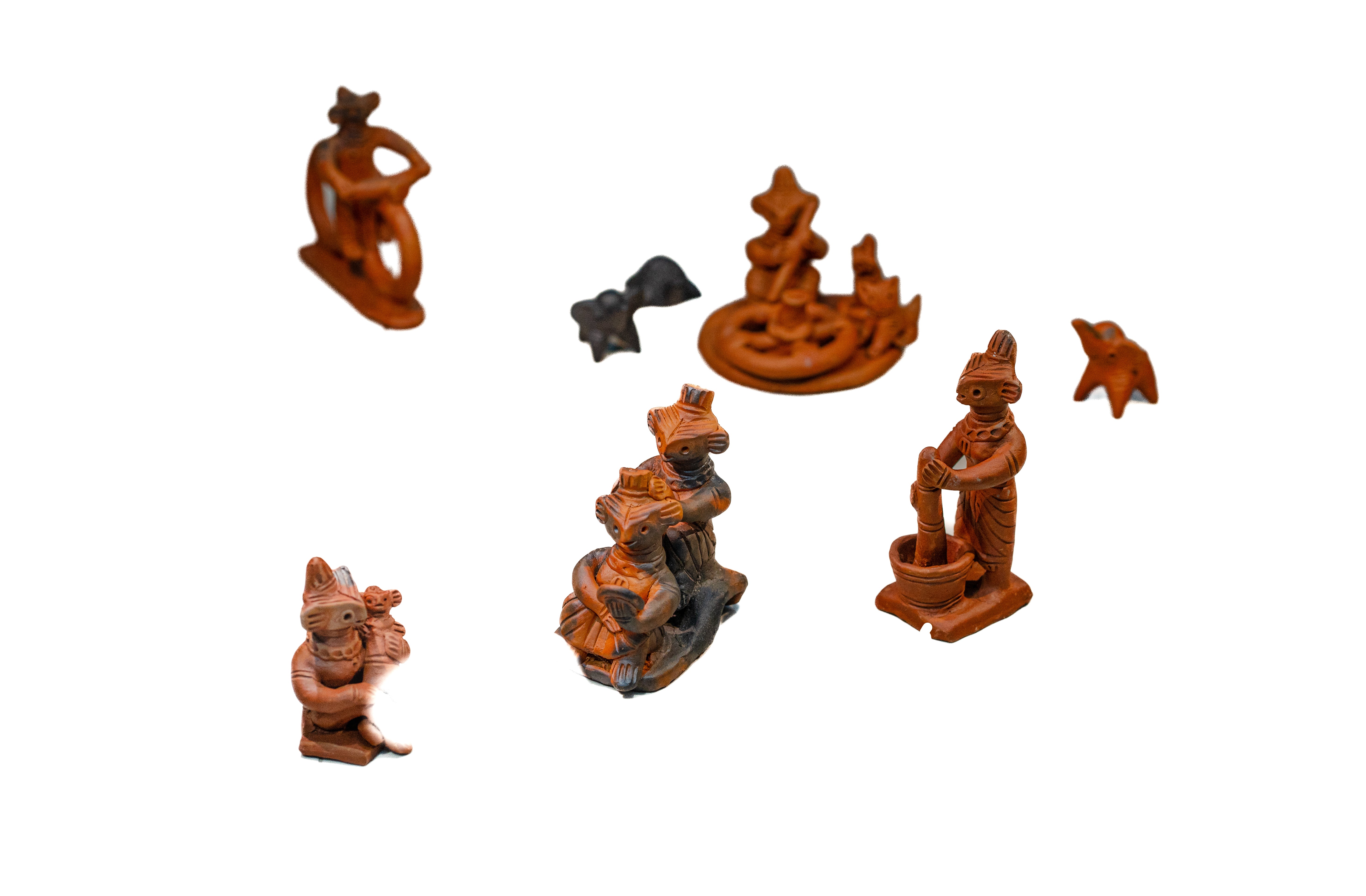 Handmade Terracotta Tepa Putul Figurine Set – Bangladeshi Folk Art Collection.