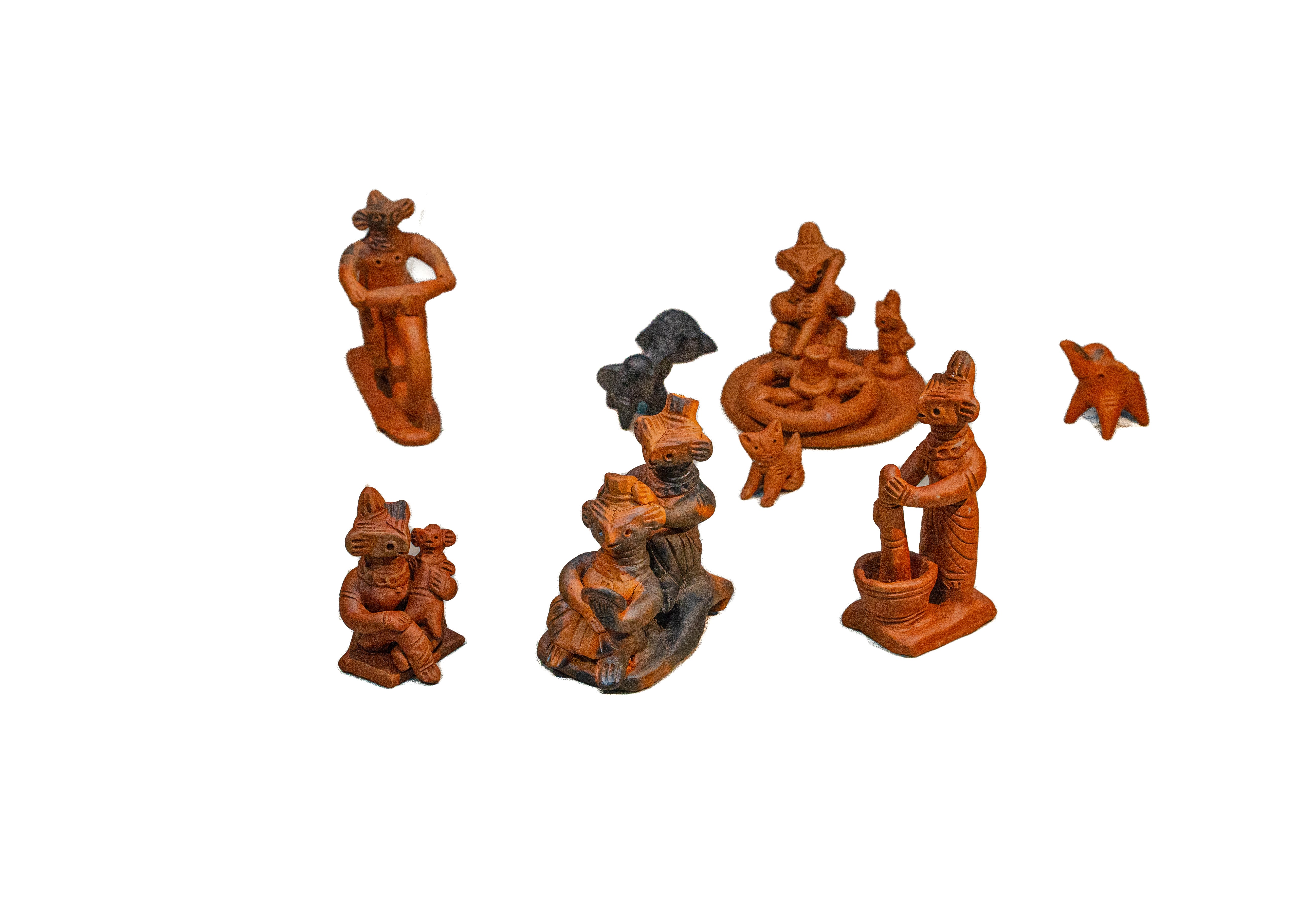 Handmade Terracotta Tepa Putul Figurine Set – Bangladeshi Folk Art Collection.