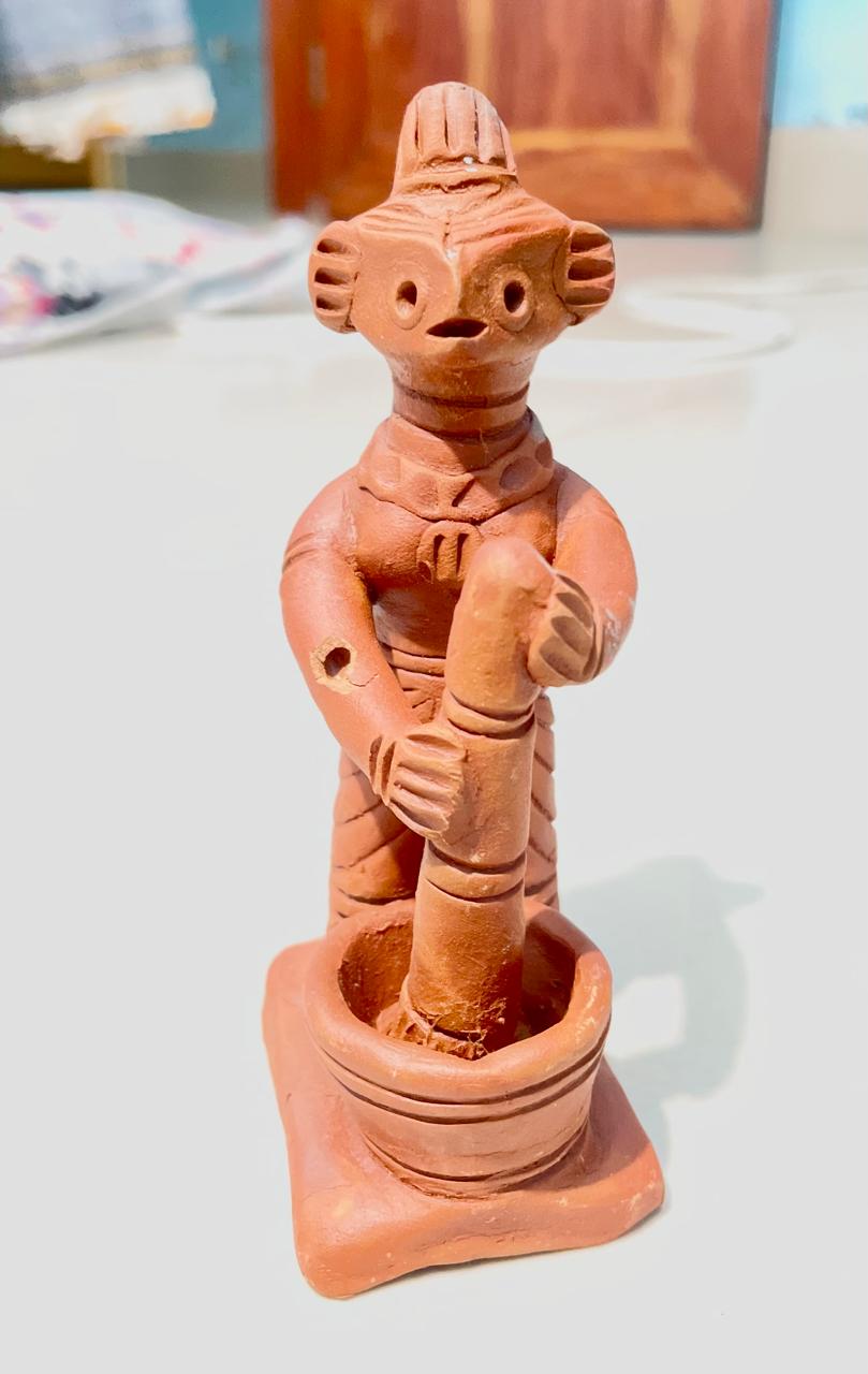 Traditional Tepa Putul (Clay Doll with Mortar & Pestle) – Handmade Terracotta Figurine from Bangladesh